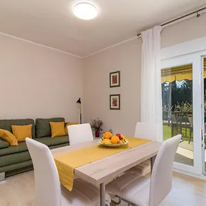 Apartment Mirjana 2, Medulin